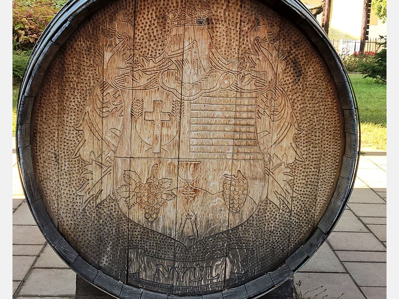 Ny&uacute;li t&uacute;ra