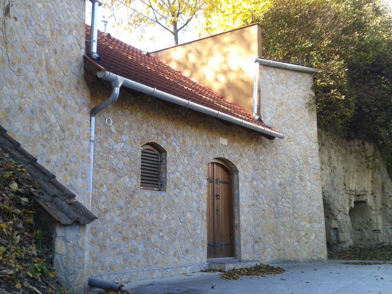 Ny&uacute;li t&uacute;ra