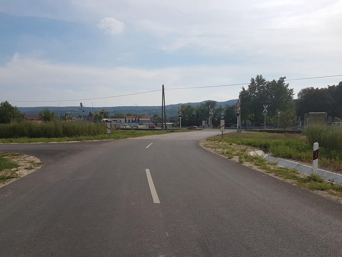 Ipari elker&uuml;lő &uacute;t megval&oacute;s&iacute;t&aacute;sa Ny&uacute;l k&ouml;zs&eacute;gben